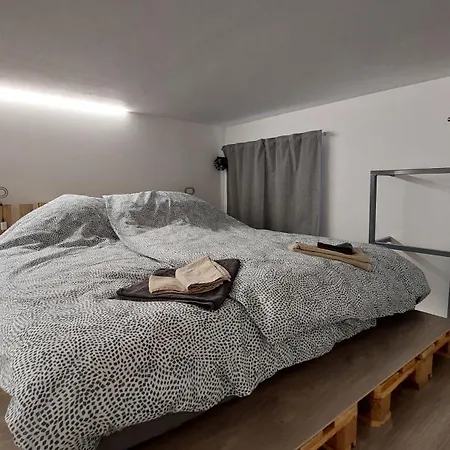 Headroom Апартаменты *